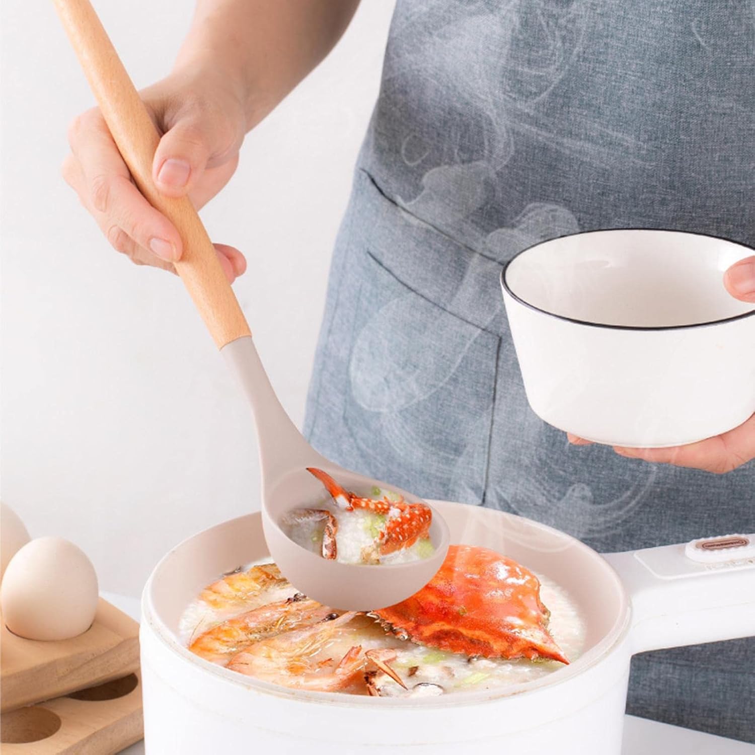 Kit 12 Utensílios de Cozinha em Silicone Cabo Madeira Conjunto Jogo Completo Espátula Concha Colher Resistente Alta Temperatura Premium